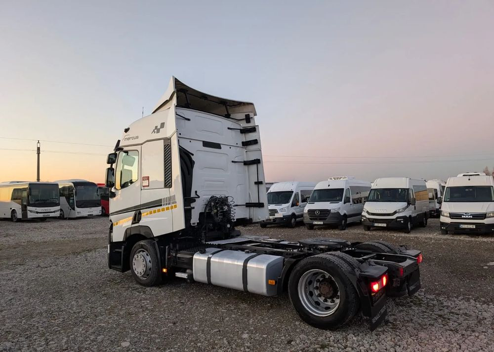 Tractor Renault T440: foto 9 Tractor Renault T440: foto 9
