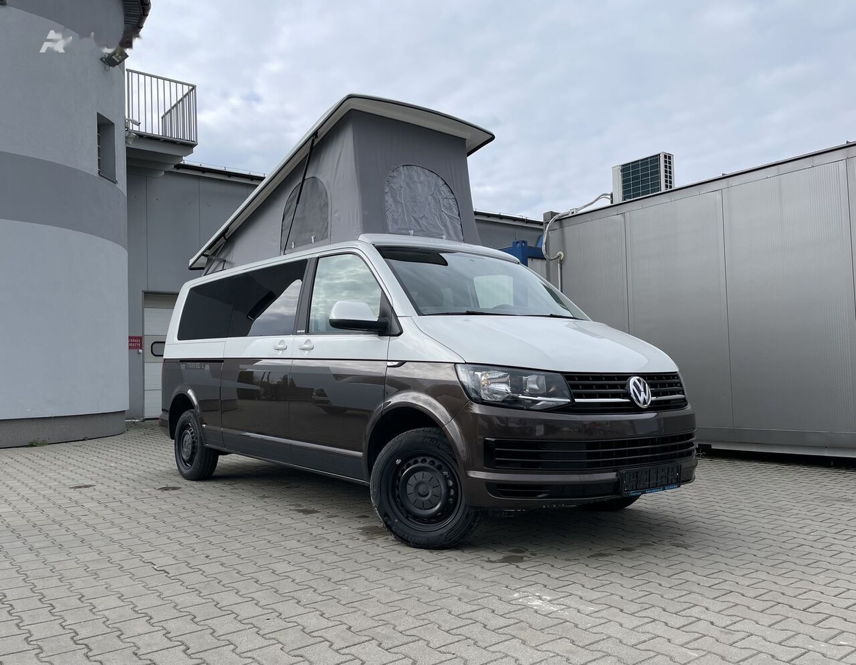 Volkswagen T6 MERCUS CAMPER CALIFORNIA - Campervan: foto 1 Volkswagen T6 MERCUS CAMPER CALIFORNIA - Campervan: foto 1