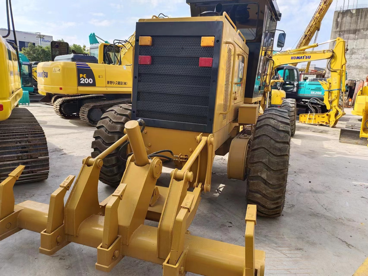 CATERPILLAR 140H - Motoniveladora: foto 3 CATERPILLAR 140H - Motoniveladora: foto 3