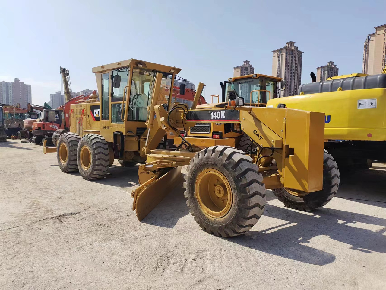 CATERPILLAR 140K - Motoniveladora: foto 1 CATERPILLAR 140K - Motoniveladora: foto 1