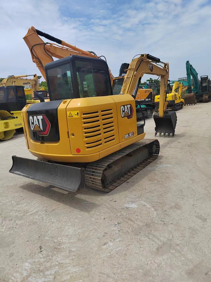 CATERPILLAR 305.5E2 - Mini escavadeira: foto 5 CATERPILLAR 305.5E2 - Mini escavadeira: foto 5