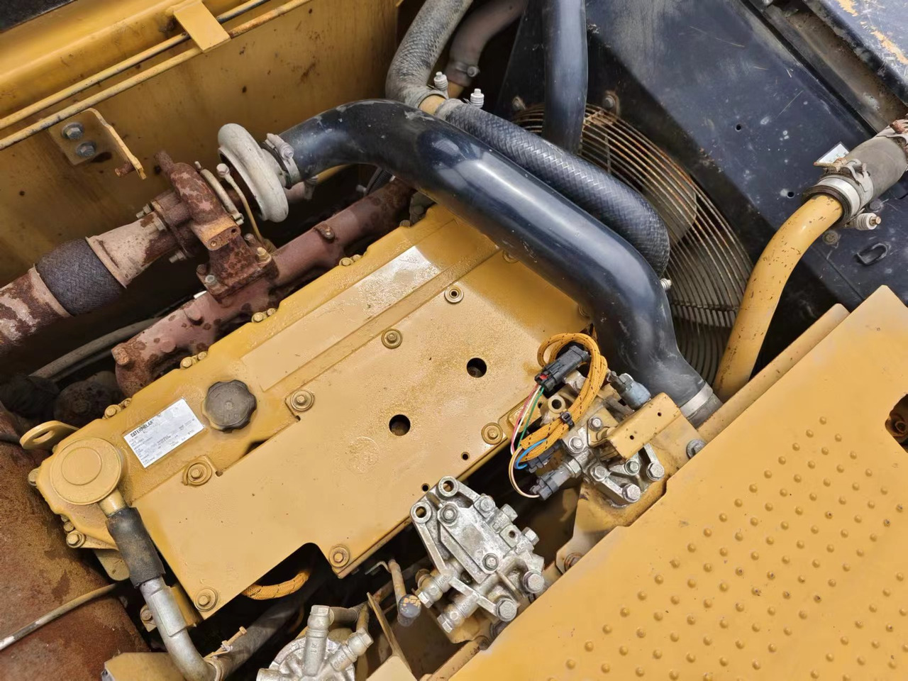 Escavadora de rastos nuevo CATERPILLAR CAT 320D2: foto 6