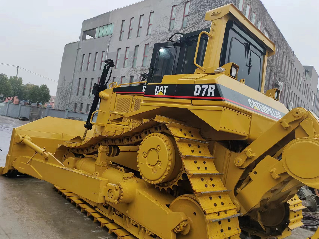 CATERPILLAR D7R - Buldôzer: foto 3 CATERPILLAR D7R - Buldôzer: foto 3