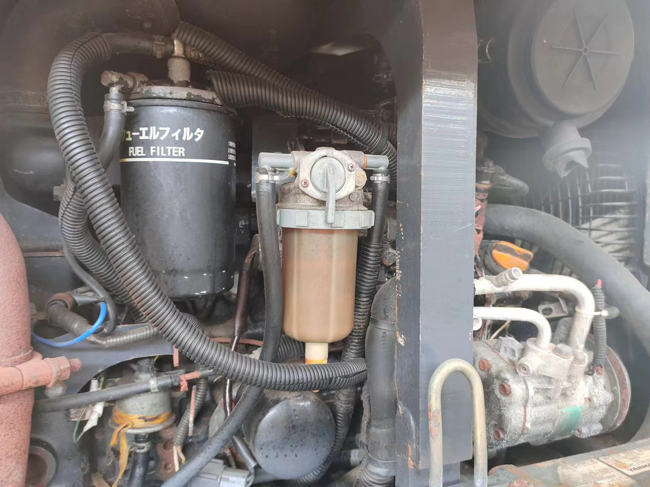 HITACHI ZX50U - Mini escavadeira: foto 4 HITACHI ZX50U - Mini escavadeira: foto 4