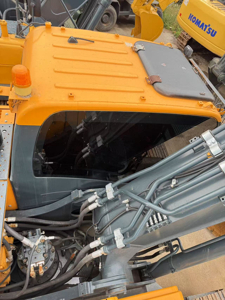 Escavadora de rastos HYUNDAI R220LC-9S: foto 7