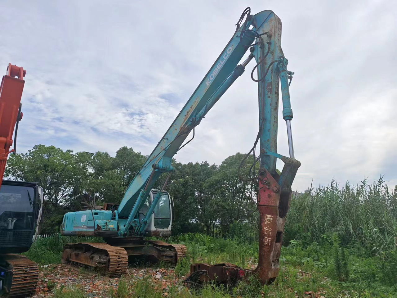 KOBELCO PILE DRIVER SK350LC-8 - Escavadora de rastos: foto 1 KOBELCO PILE DRIVER SK350LC-8 - Escavadora de rastos: foto 1