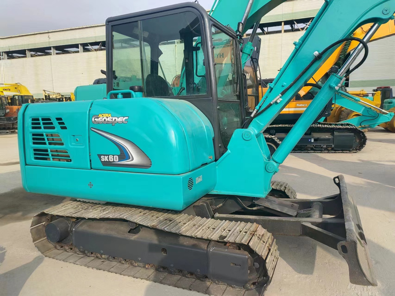 KOBELCO SK60-8 - Mini escavadeira: foto 5 KOBELCO SK60-8 - Mini escavadeira: foto 5