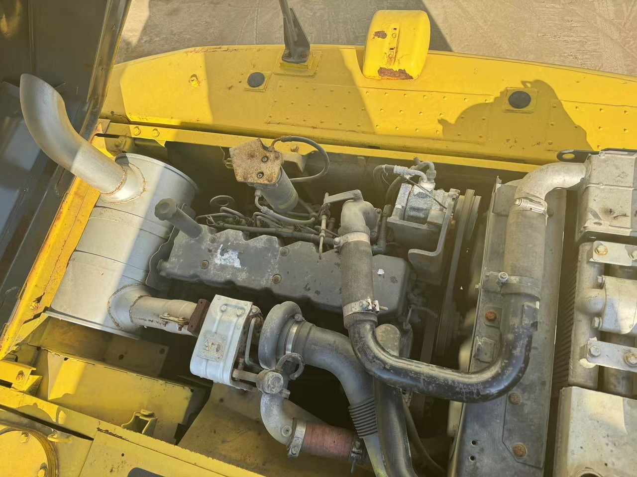 KOMATSU PC200-8 - Escavadora de rastos: foto 5 KOMATSU PC200-8 - Escavadora de rastos: foto 5