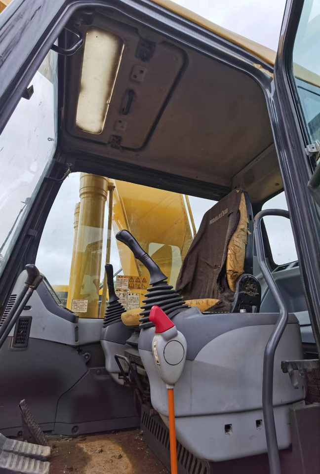 KOMATSU PC300-7 - Escavadora de rastos: foto 4 KOMATSU PC300-7 - Escavadora de rastos: foto 4