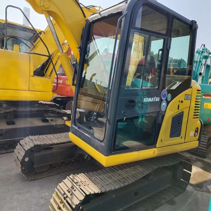 KOMATSU PC60-8 - Mini escavadeira: foto 5 KOMATSU PC60-8 - Mini escavadeira: foto 5