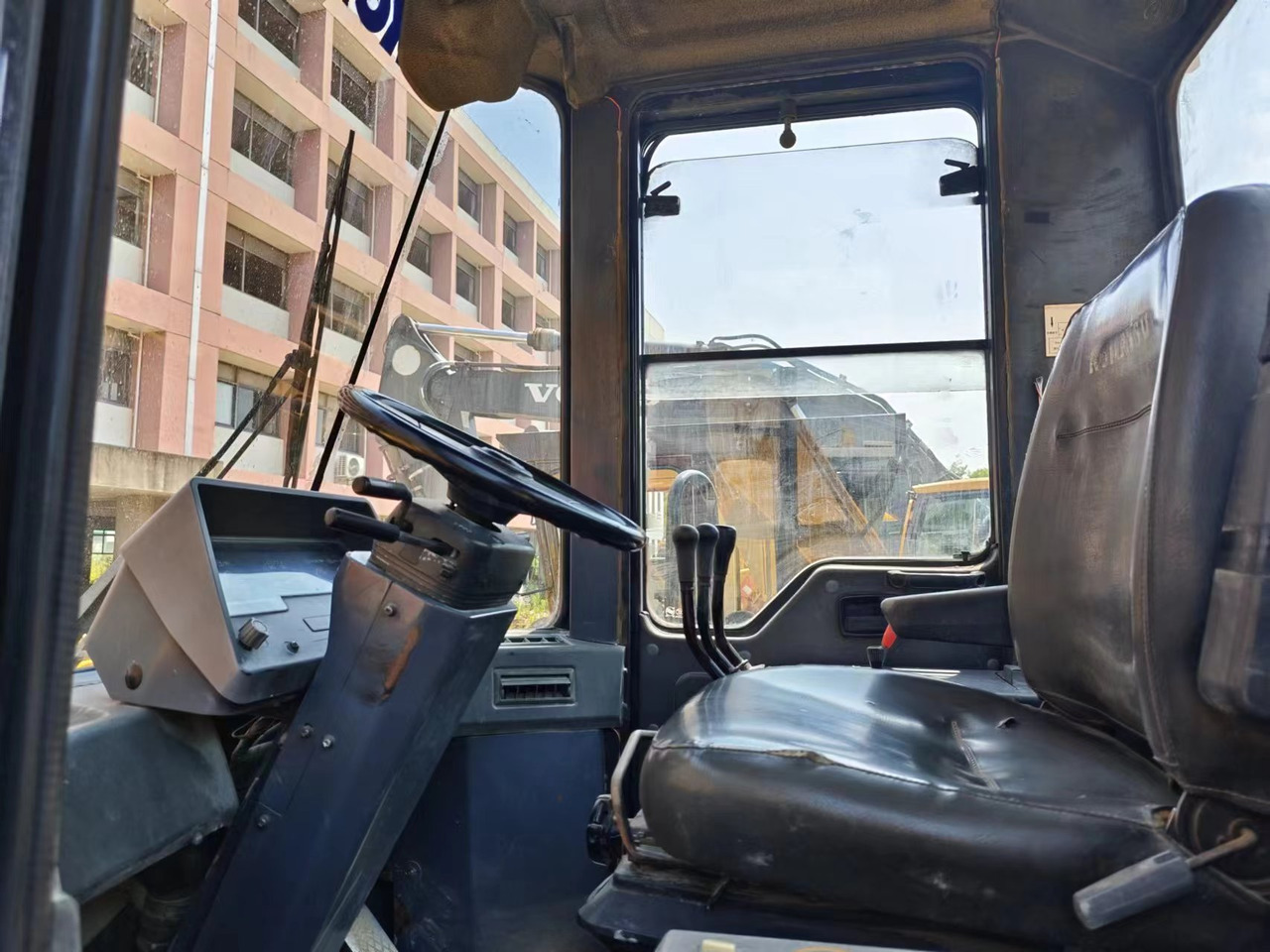 Carregadeira de rodas KOMATSU WA470-3: foto 6