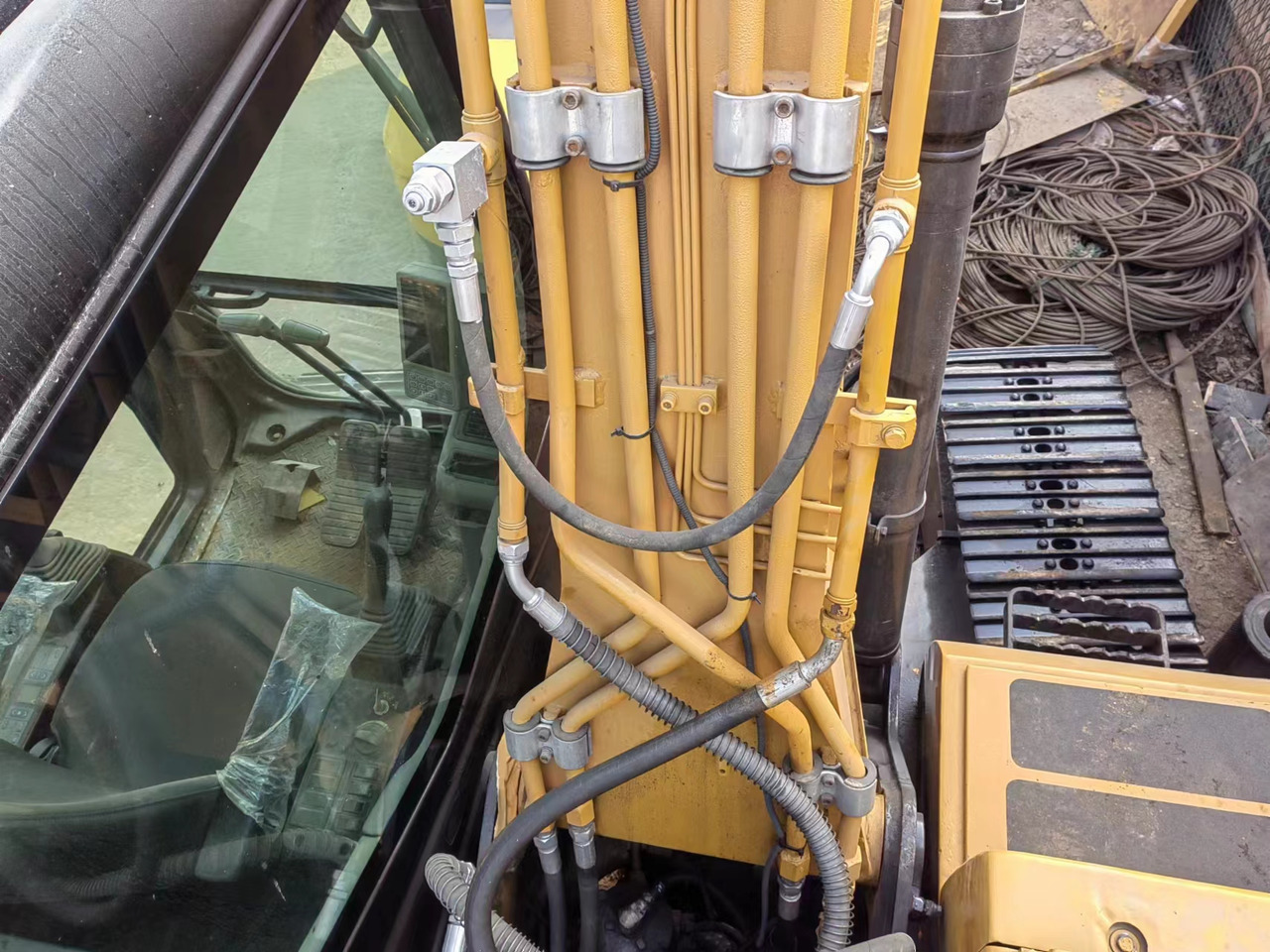 SANY SY135c - Escavadora de rastos: foto 3 SANY SY135c - Escavadora de rastos: foto 3