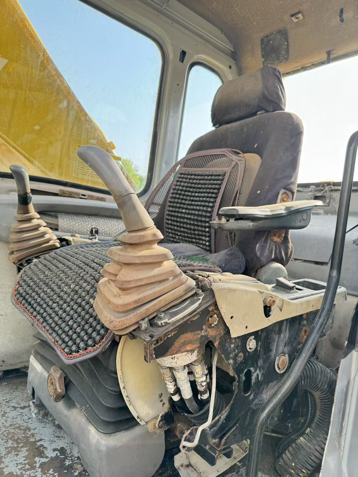 SUMITOMO SH200 - Escavadora de rastos: foto 5 SUMITOMO SH200 - Escavadora de rastos: foto 5