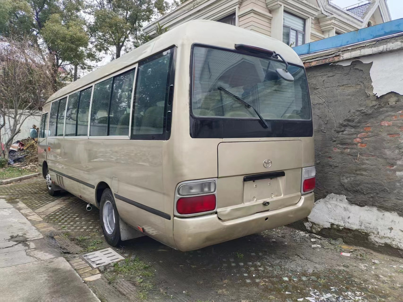 TOYOTA Coaster - Ônibus suburbano: foto 2 TOYOTA Coaster - Ônibus suburbano: foto 2