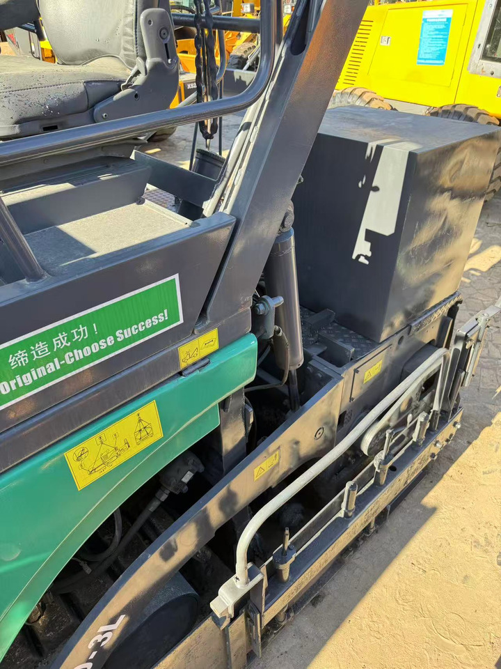 VOGELE 1800-3L - Acabadora: foto 5 VOGELE 1800-3L - Acabadora: foto 5