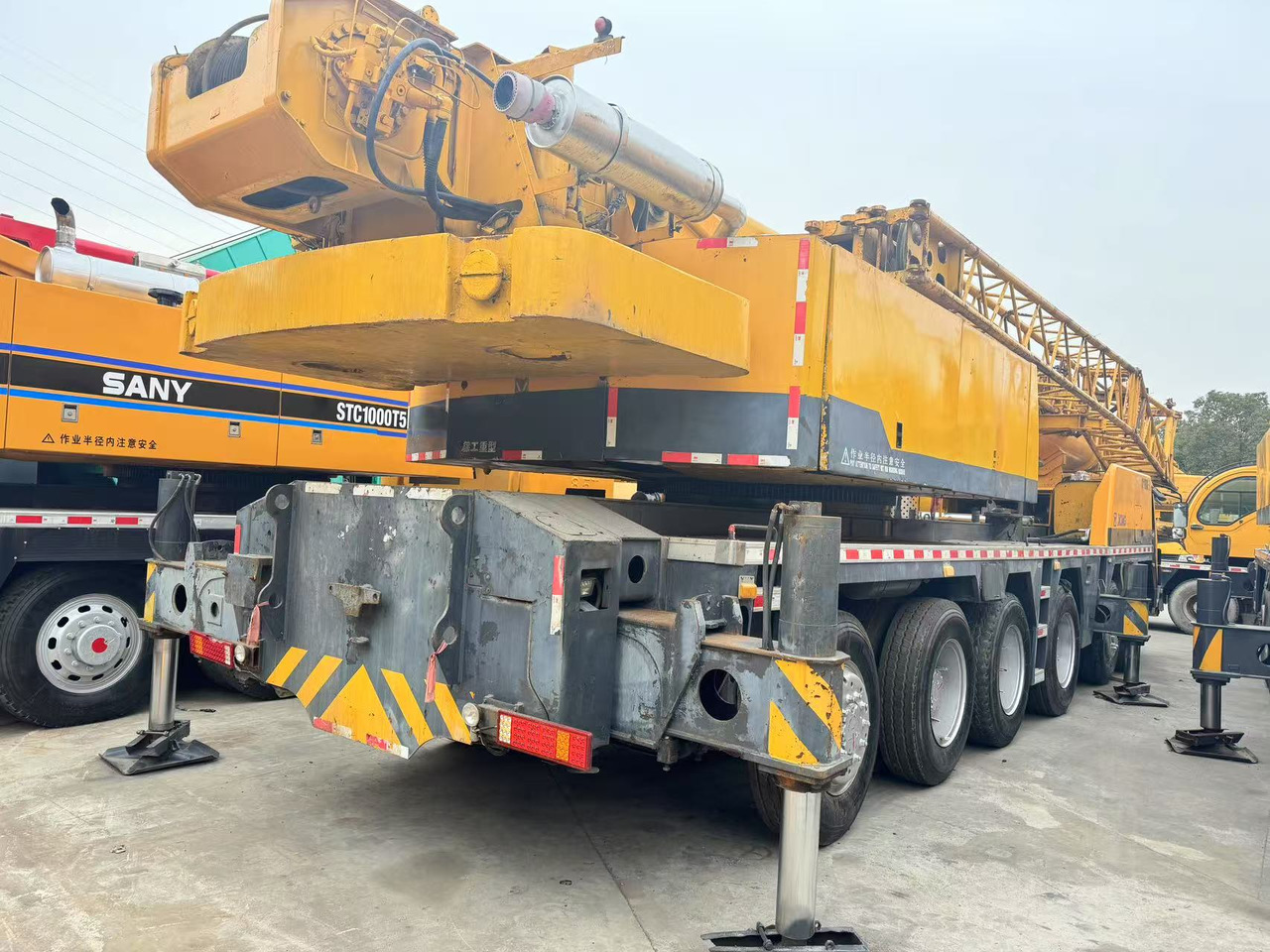 XCMG QY100K 100tons QY100K-2 - Guindaste móvel: foto 4 XCMG QY100K 100tons QY100K-2 - Guindaste móvel: foto 4