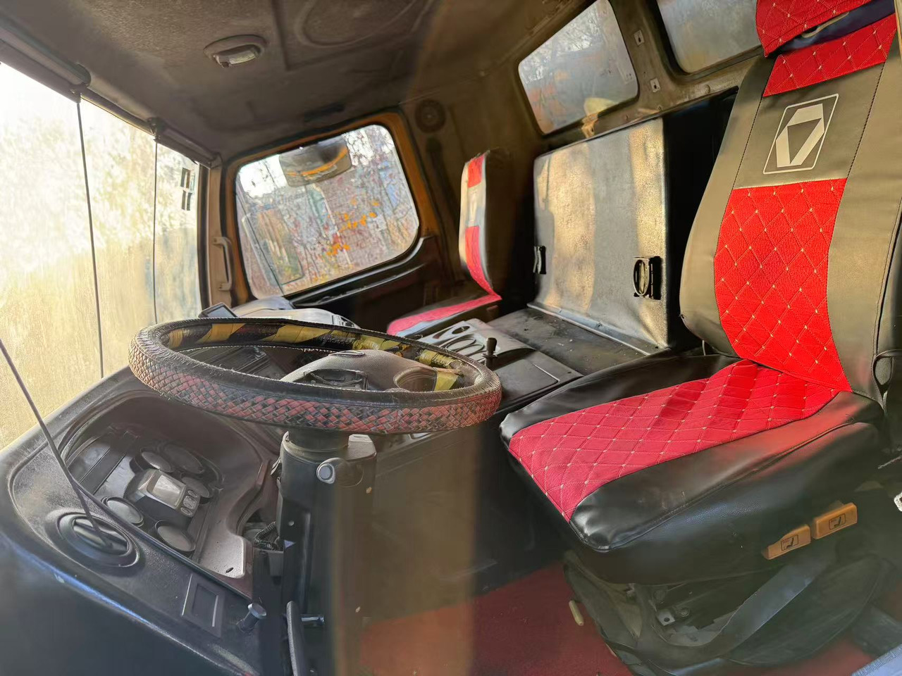 XCMG QY130K - Guindaste móvel: foto 3 XCMG QY130K - Guindaste móvel: foto 3