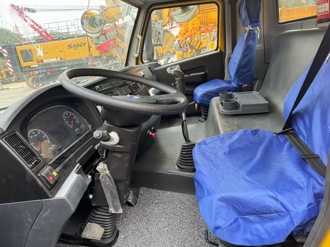 XCMG QY50KC QY50 CHINA TRUCK CRANE 50TONS - Guindaste móvel: foto 3 XCMG QY50KC QY50 CHINA TRUCK CRANE 50TONS - Guindaste móvel: foto 3