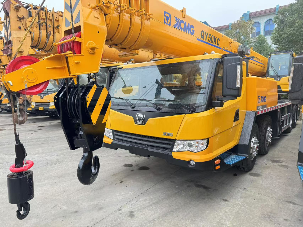 XCMG QY50KC QY50 CHINA TRUCK CRANE 50TONS - Guindaste móvel: foto 2 XCMG QY50KC QY50 CHINA TRUCK CRANE 50TONS - Guindaste móvel: foto 2