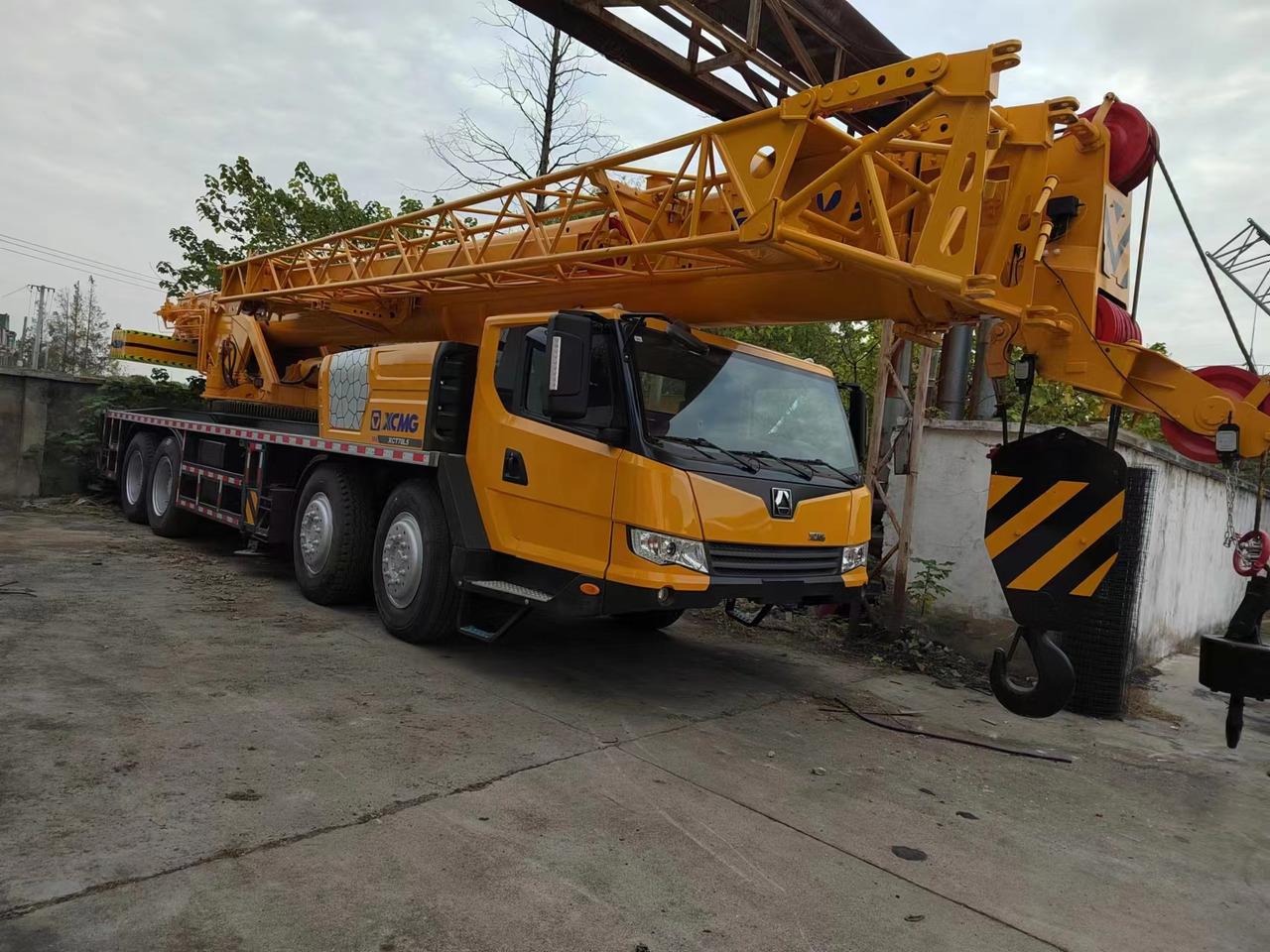 XCMG QY70K - Guindaste móvel: foto 2 XCMG QY70K - Guindaste móvel: foto 2