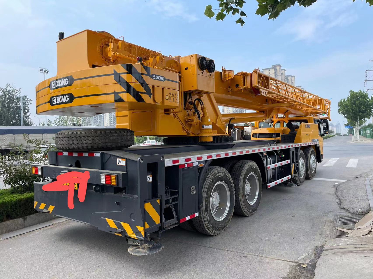 XCMG QY70K - Guindaste móvel: foto 2 XCMG QY70K - Guindaste móvel: foto 2