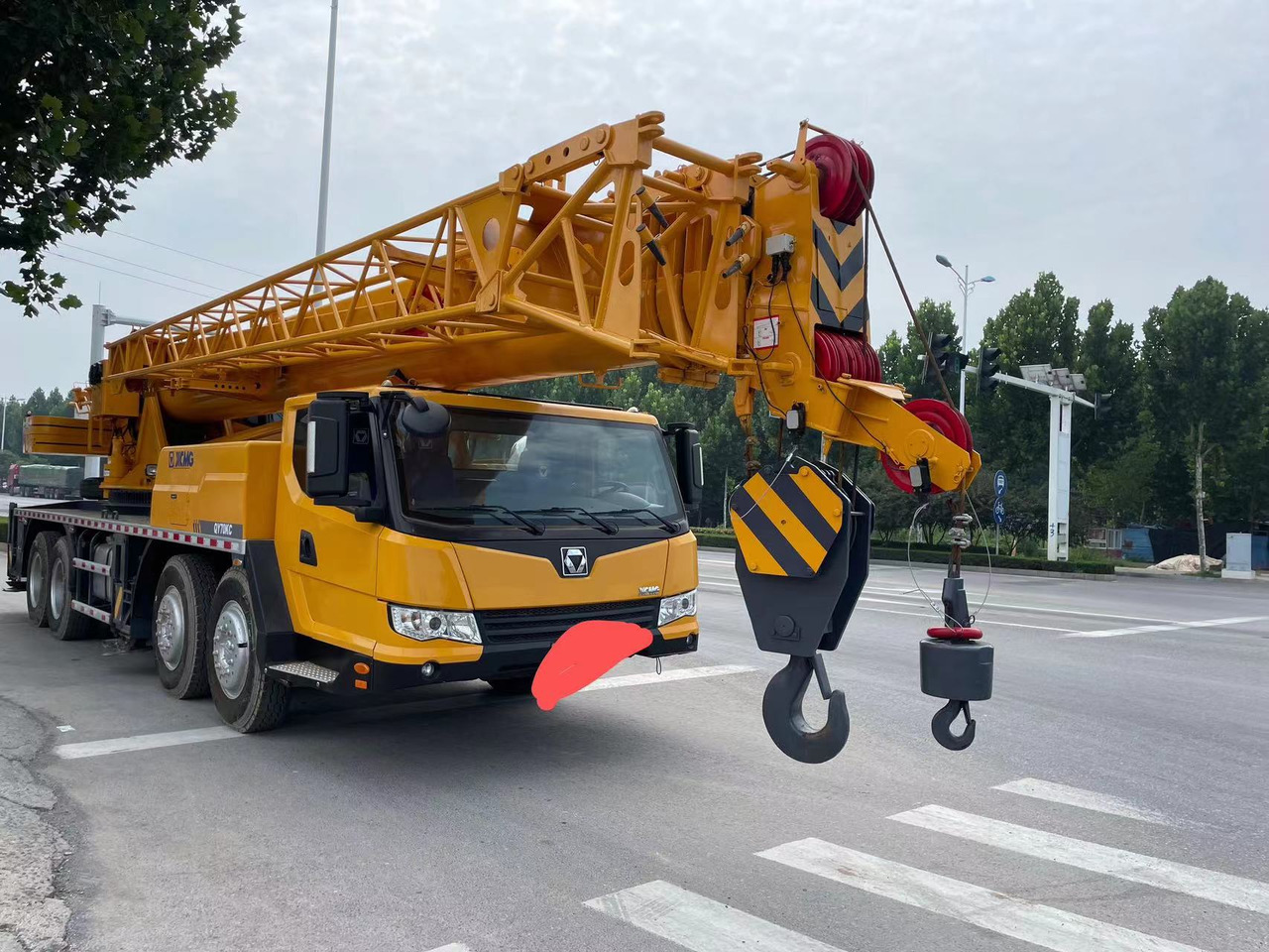 XCMG QY70K - Guindaste móvel: foto 1 XCMG QY70K - Guindaste móvel: foto 1