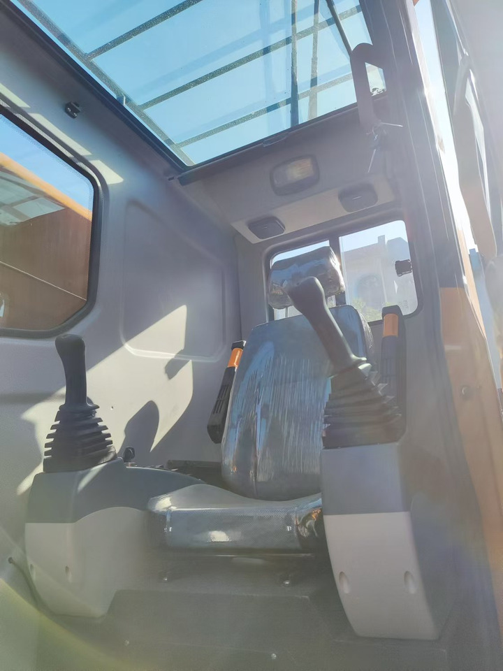 XCMG XCT25 mobile crane 25tons China made - Guindaste móvel: foto 5 XCMG XCT25 mobile crane 25tons China made - Guindaste móvel: foto 5