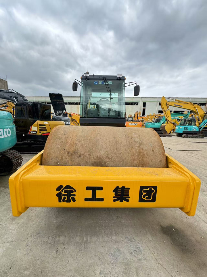 XCMG XS222J - Compactador: foto 4 XCMG XS222J - Compactador: foto 4