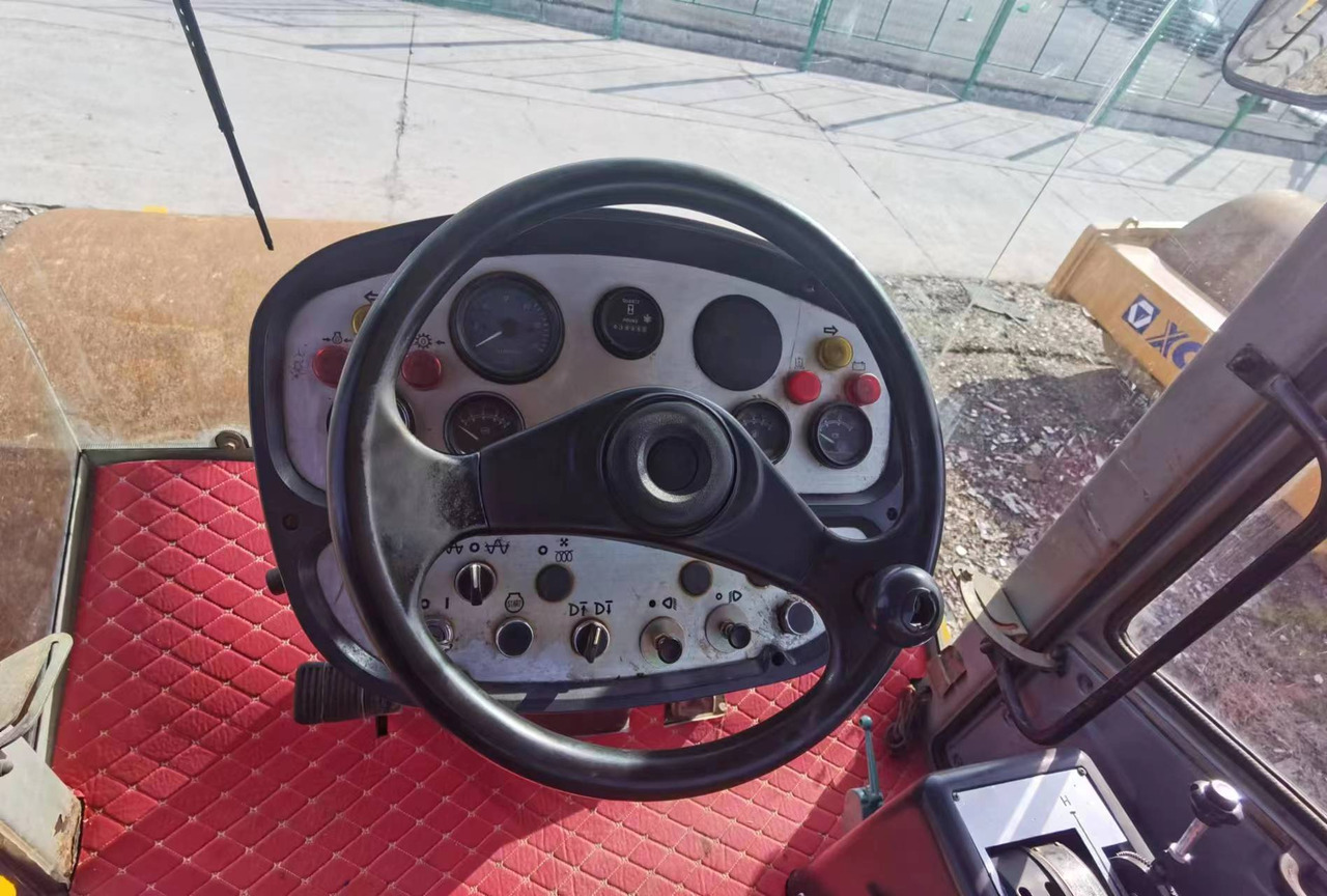 Compactador XCMG XS263J: foto 6 Compactador XCMG XS263J: foto 6