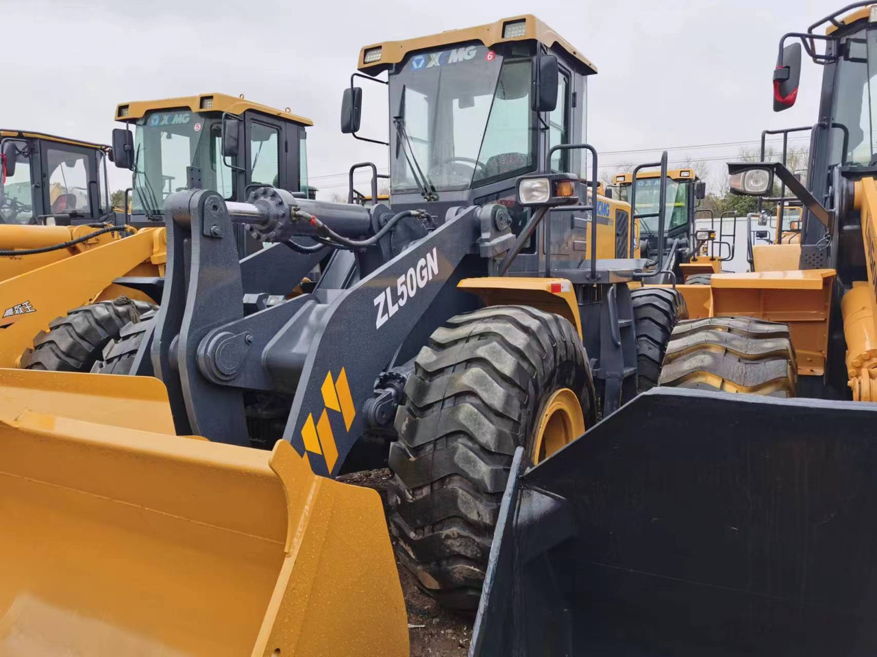 XCMG ZL50GN 95%new good condition 5Ton loader - Carregadeira de rodas: foto 2 XCMG ZL50GN 95%new good condition 5Ton loader - Carregadeira de rodas: foto 2