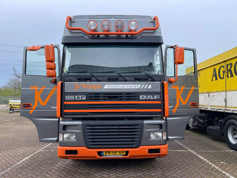 DAF XF 95.380 BOX TRUCK. Netherland Truck - Caminhão furgão: foto 2 DAF XF 95.380 BOX TRUCK. Netherland Truck - Caminhão furgão: foto 2