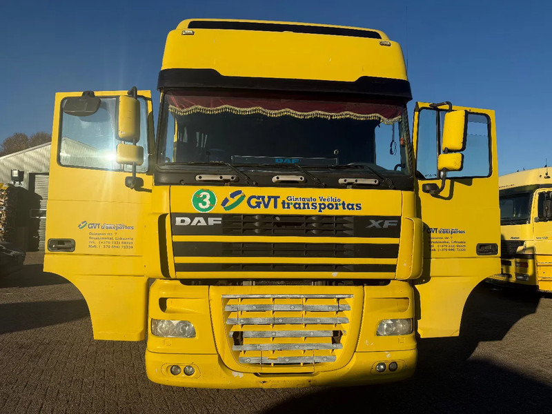 DAF XF 95.430 Tractor Unit - Tractor: foto 2 DAF XF 95.430 Tractor Unit - Tractor: foto 2