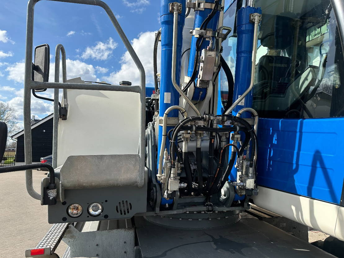 Escavadeira de rodas Liebherr A914: foto 22 Escavadeira de rodas Liebherr A914: foto 22