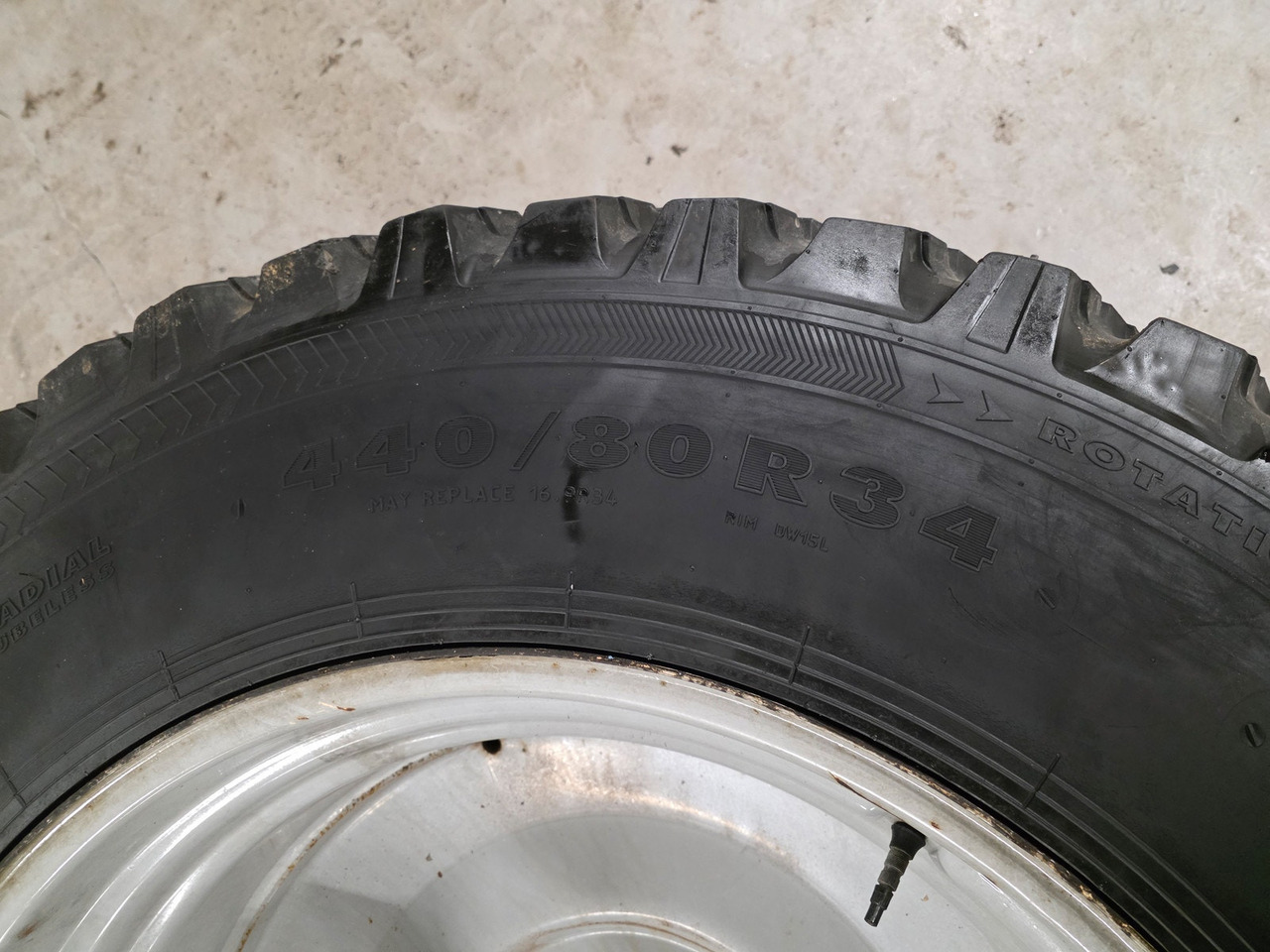 Andre TRI 2 Vinterdekk - Roda completa de Máquina agrícola: foto 5 Andre TRI 2 Vinterdekk - Roda completa de Máquina agrícola: foto 5