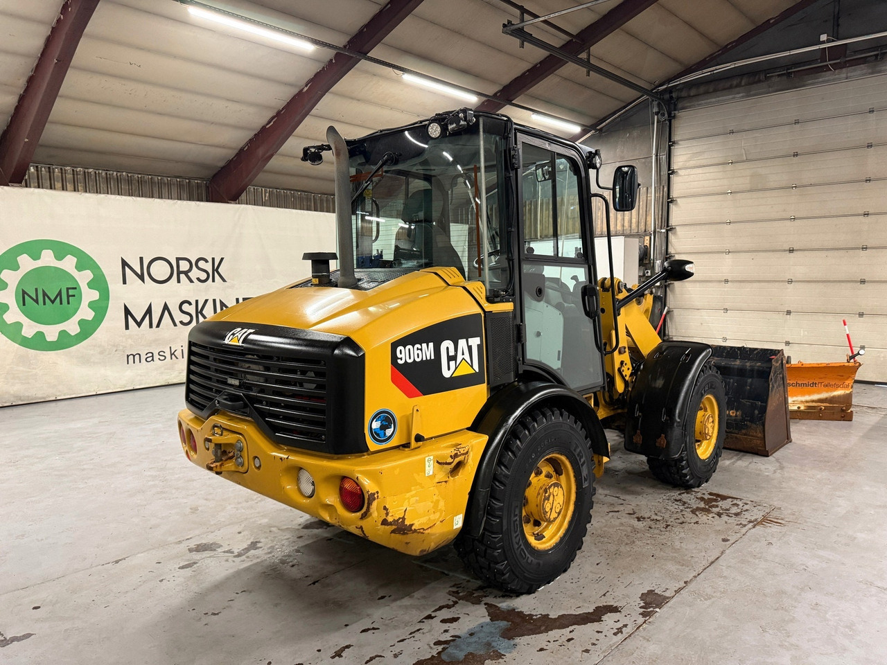 Cat 906M High Flow, 40 km/t med skuff og plog # TIL LEIE# - Carregadeira de rodas: foto 4 Cat 906M High Flow, 40 km/t med skuff og plog # TIL LEIE# - Carregadeira de rodas: foto 4
