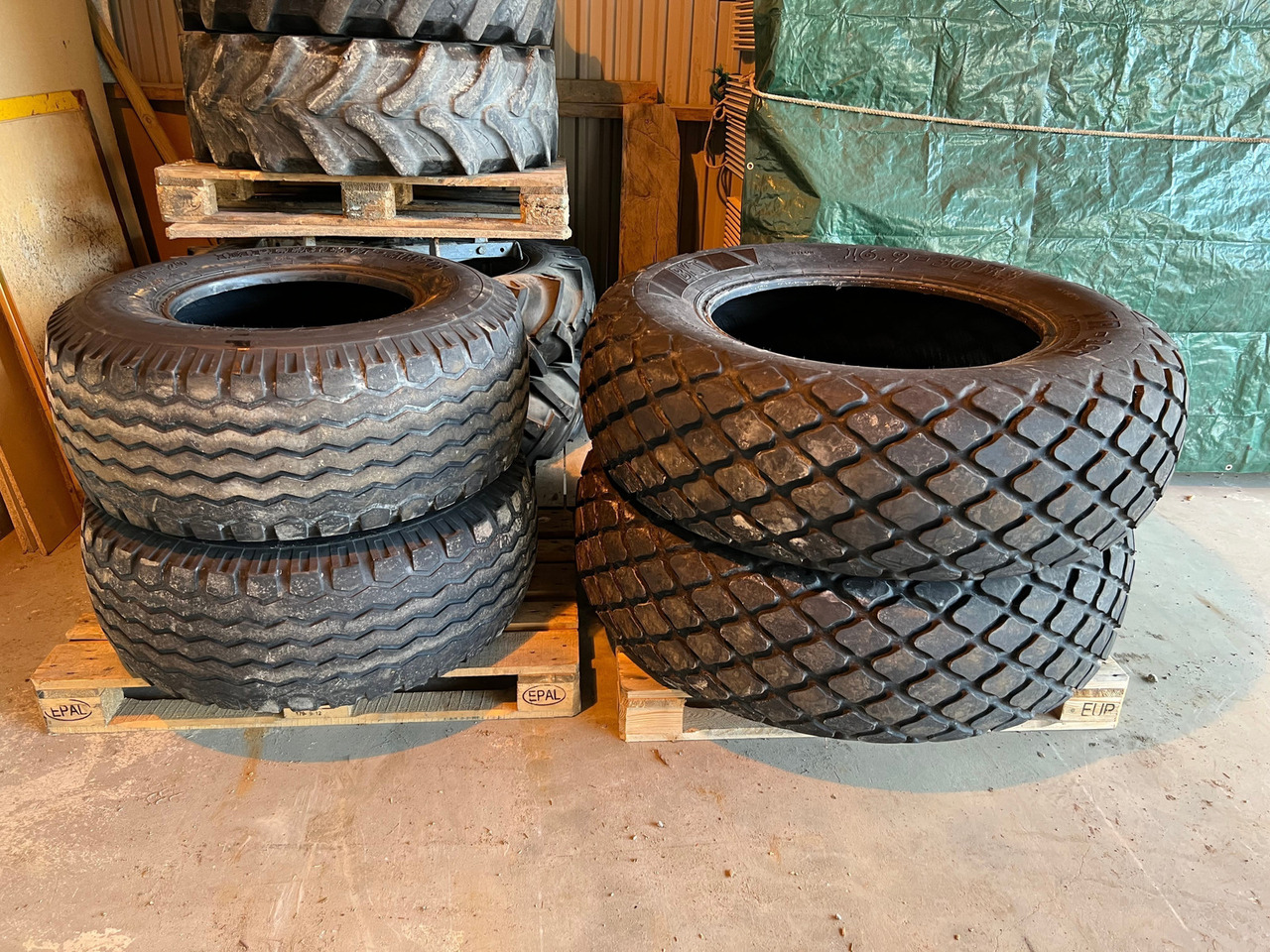 DEKK, FELGLODD, REDSKAPRAMME Q4 - Roda completa de Máquina agrícola: foto 1 DEKK, FELGLODD, REDSKAPRAMME Q4 - Roda completa de Máquina agrícola: foto 1