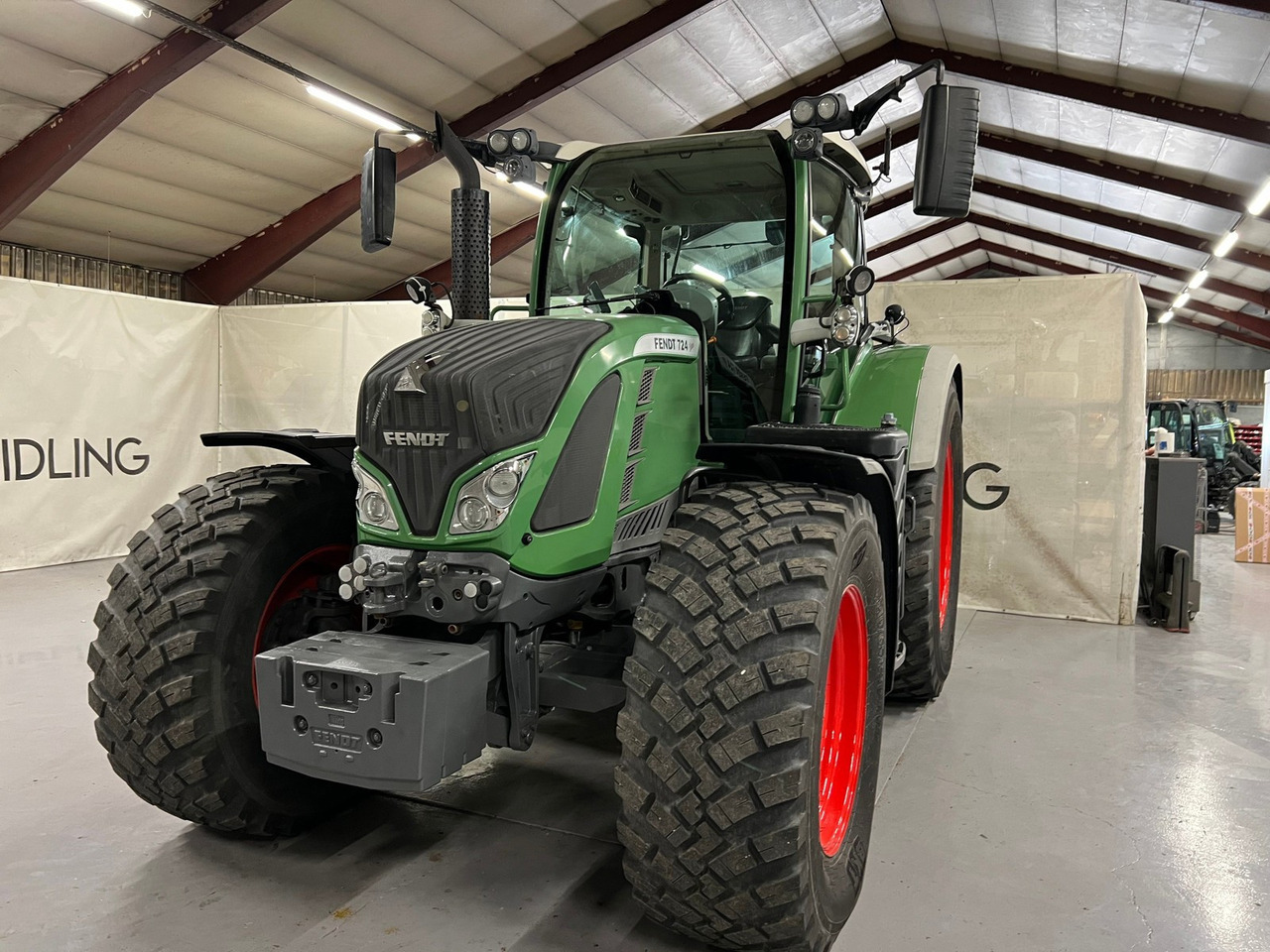 Fendt 724 Vario - Trator: foto 3 Fendt 724 Vario - Trator: foto 3
