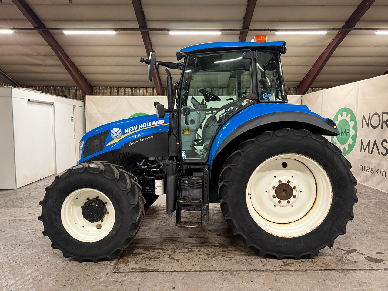New Holland T5.115 EC - Trator: foto 2 New Holland T5.115 EC - Trator: foto 2