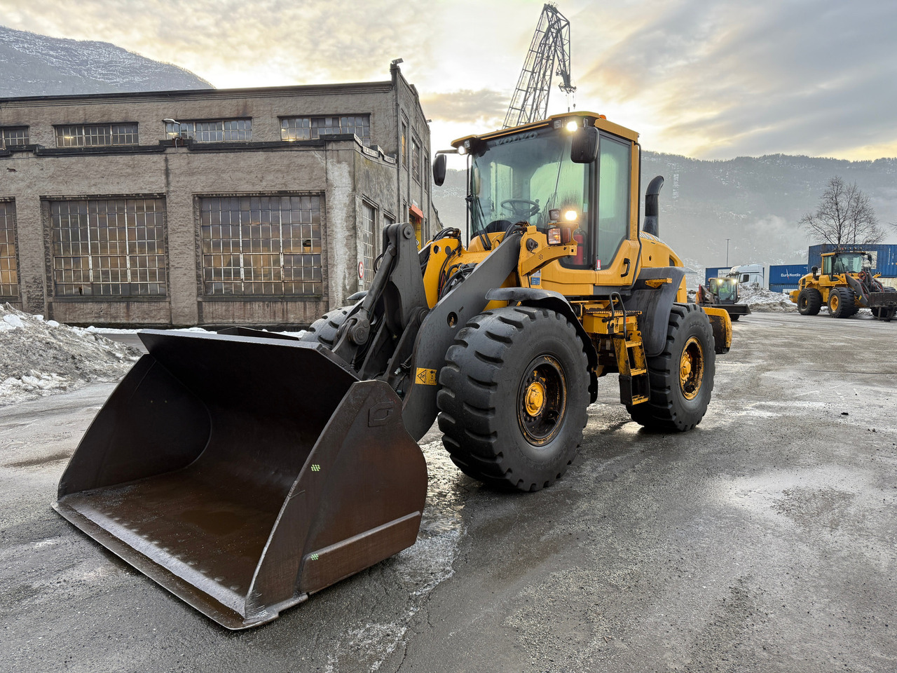 Volvo L70G - Carregadeira de rodas: foto 1 Volvo L70G - Carregadeira de rodas: foto 1