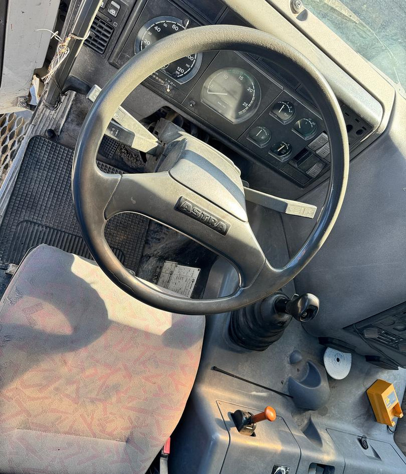 Betonpompa CIFA ASTRA HD84.38 - 2003 - Autobetoneira com bomba: foto 3 Betonpompa CIFA ASTRA HD84.38 - 2003 - Autobetoneira com bomba: foto 3