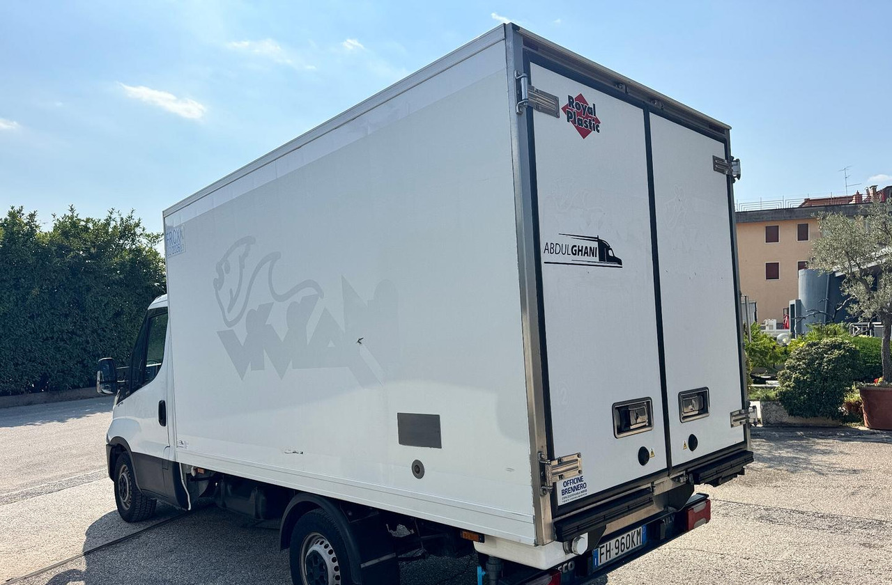 IVECO DAILY 35S15 - FRIGO FRC - PATENTE B - Carrinha frigorífica: foto 4 IVECO DAILY 35S15 - FRIGO FRC - PATENTE B - Carrinha frigorífica: foto 4