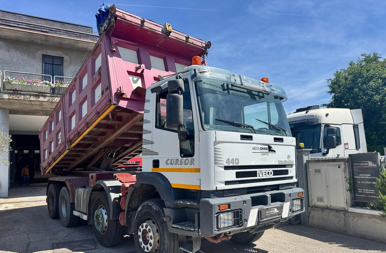 RIBALTATILE IVECO EuroTrakker 440 - 8X4 - Caminhão basculante: foto 1 RIBALTATILE IVECO EuroTrakker 440 - 8X4 - Caminhão basculante: foto 1