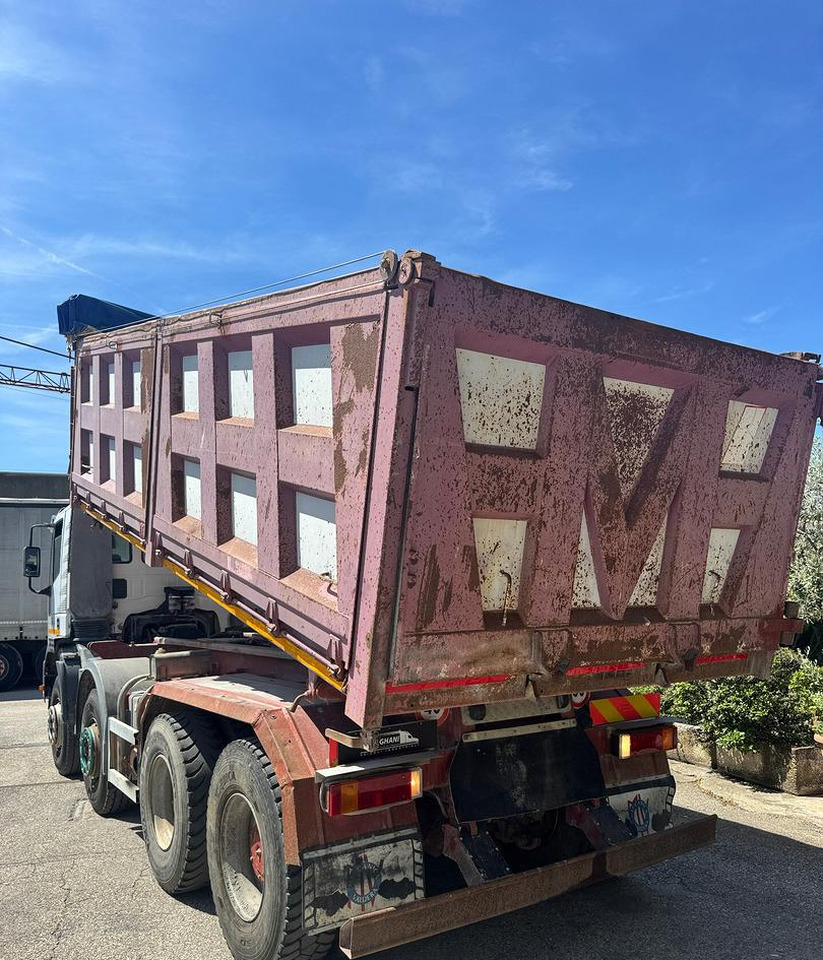 RIBALTATILE IVECO EuroTrakker 440 - 8X4 - Caminhão basculante: foto 5 RIBALTATILE IVECO EuroTrakker 440 - 8X4 - Caminhão basculante: foto 5