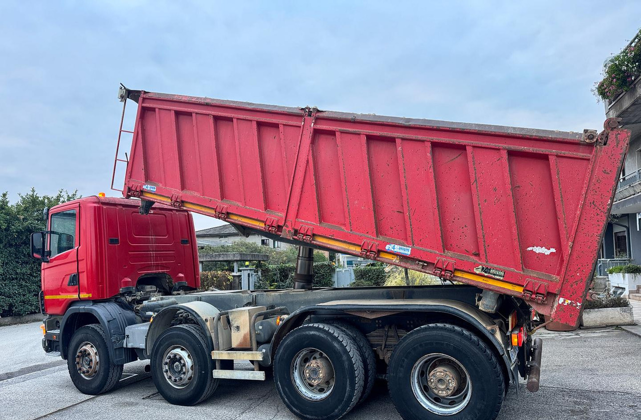 Scania R124/470 Ribaltabile 8X4 - Caminhão basculante: foto 5 Scania R124/470 Ribaltabile 8X4 - Caminhão basculante: foto 5