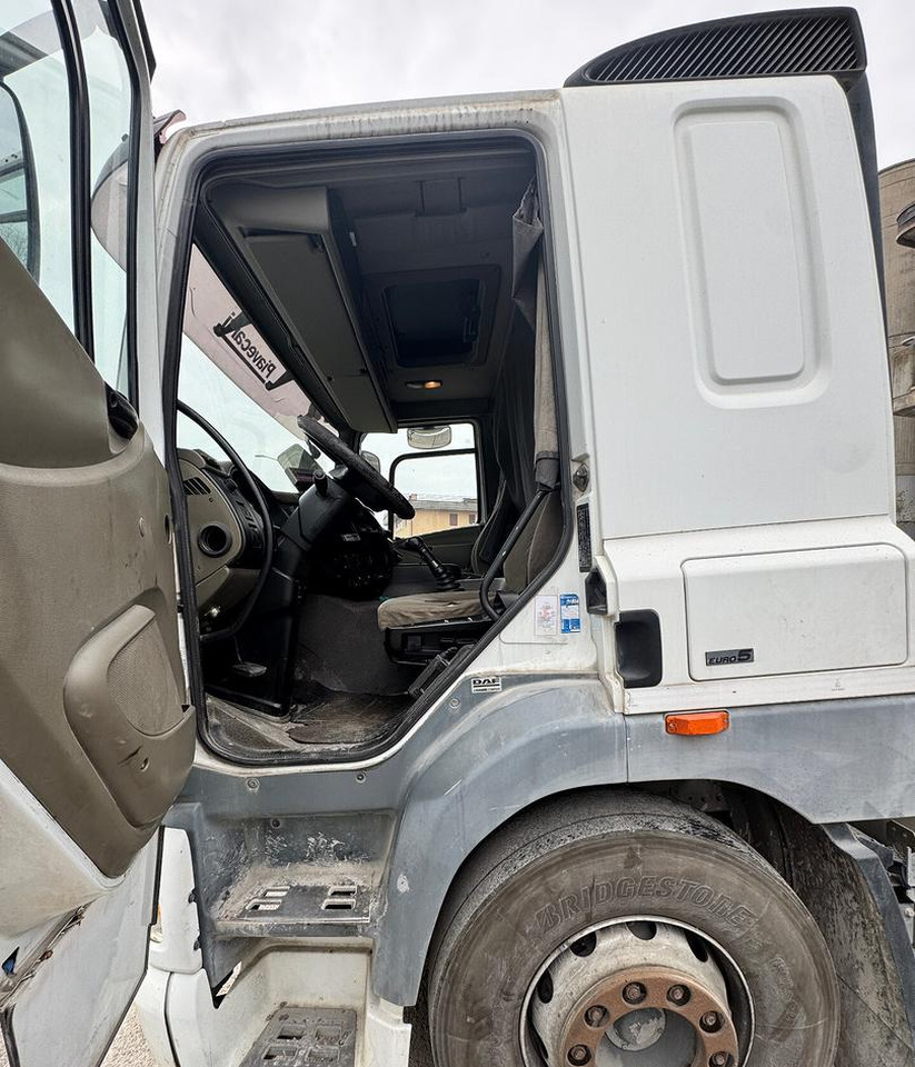 DAF CF 85.460 / Anno 2007 / Euro 5 - Tractor: foto 4 DAF CF 85.460 / Anno 2007 / Euro 5 - Tractor: foto 4
