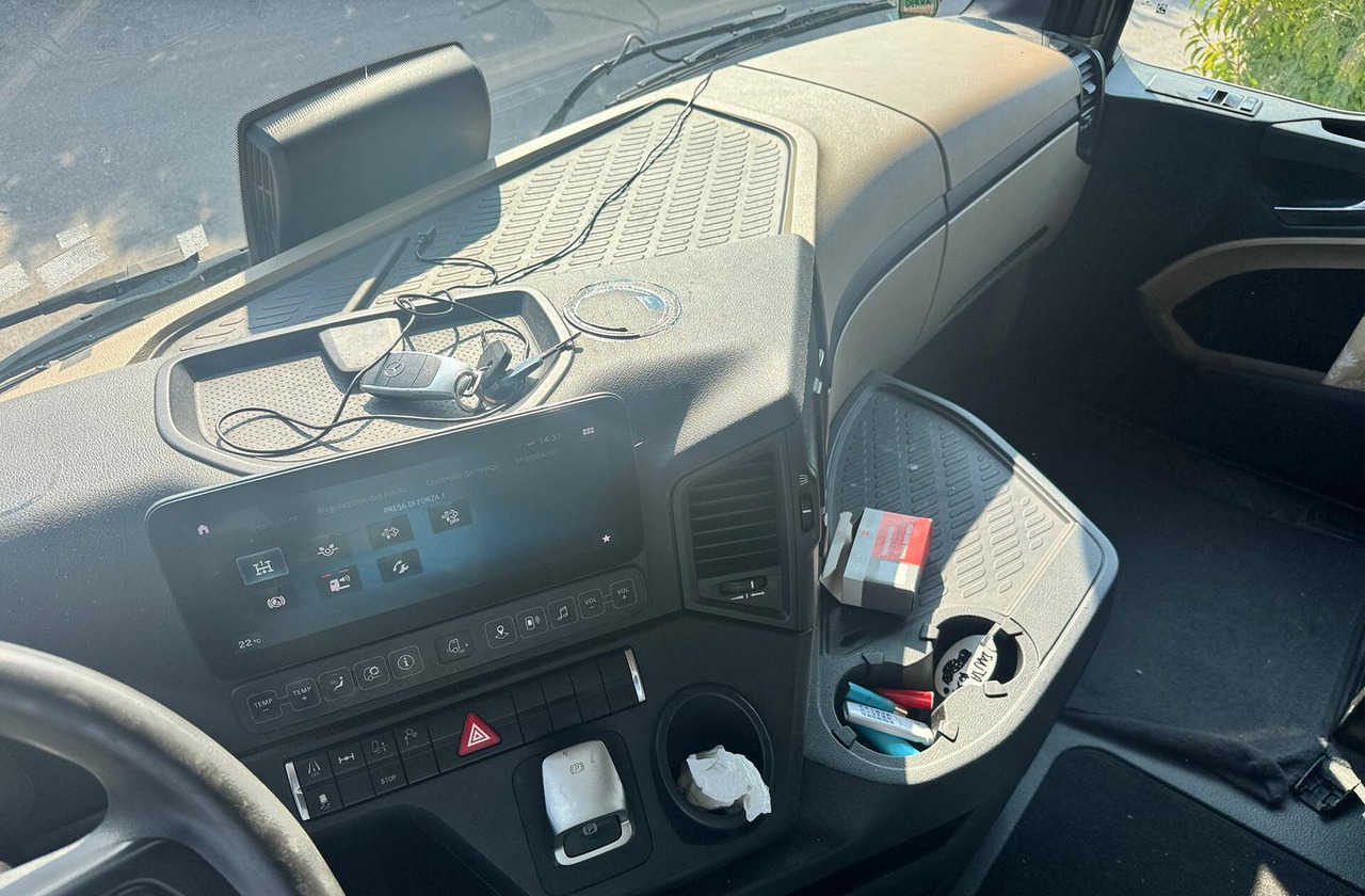 Mercedes Benz Actros 1848 - 2020 - Tractor: foto 5 Mercedes Benz Actros 1848 - 2020 - Tractor: foto 5