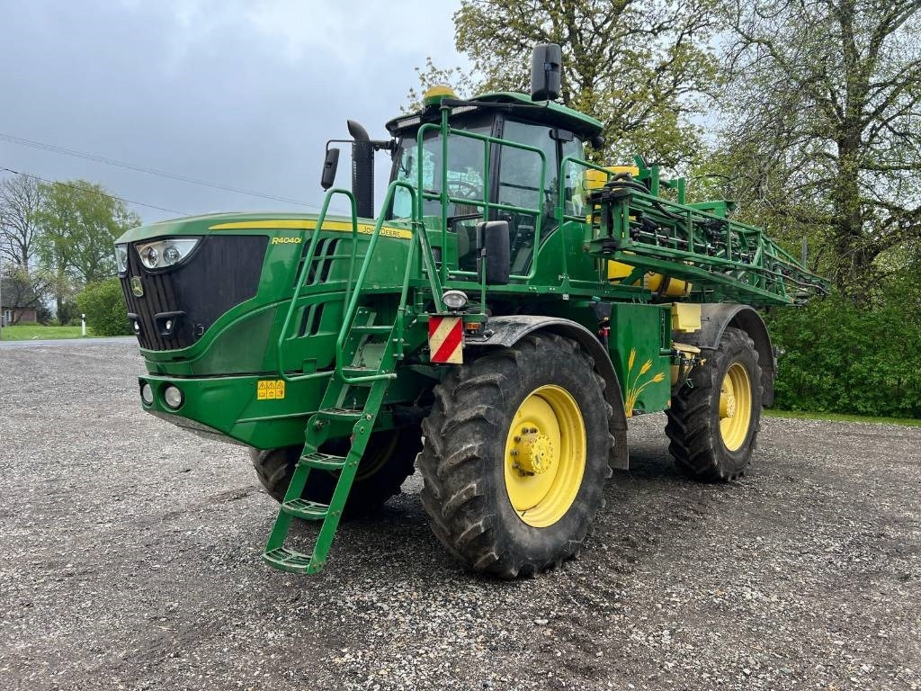 John Deere R4040i - Pulverizador automotor: foto 1 John Deere R4040i - Pulverizador automotor: foto 1