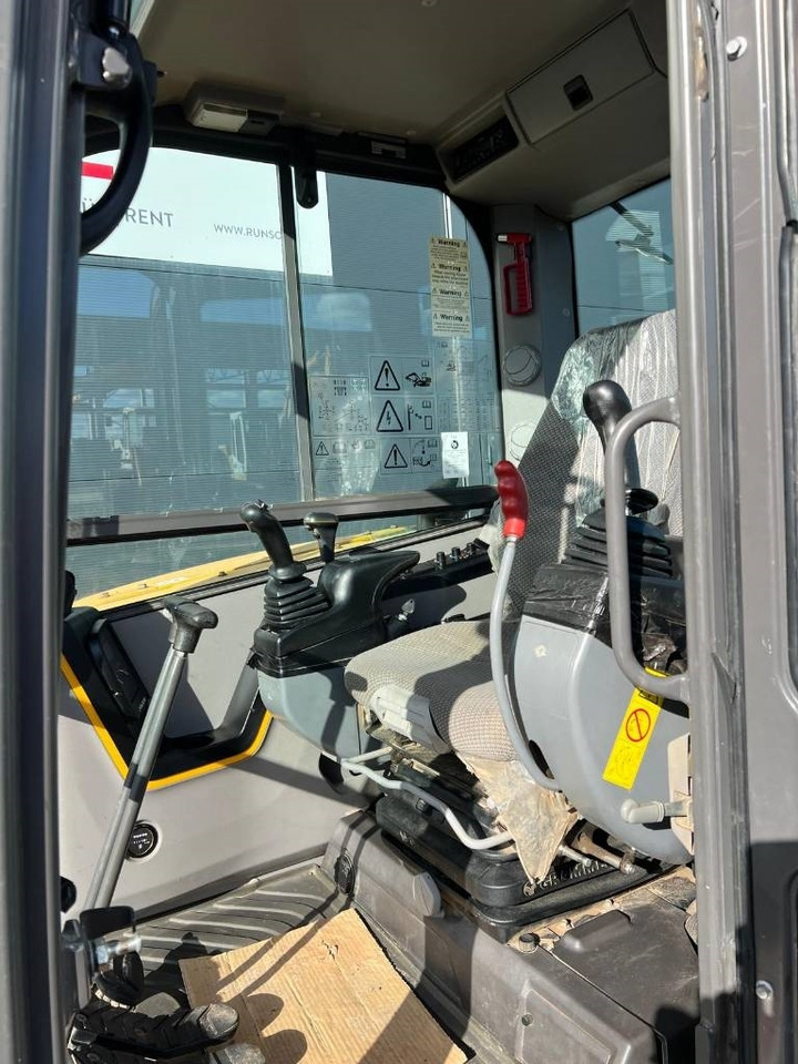 Mini escavadeira Volvo ECR 58 D: foto 12