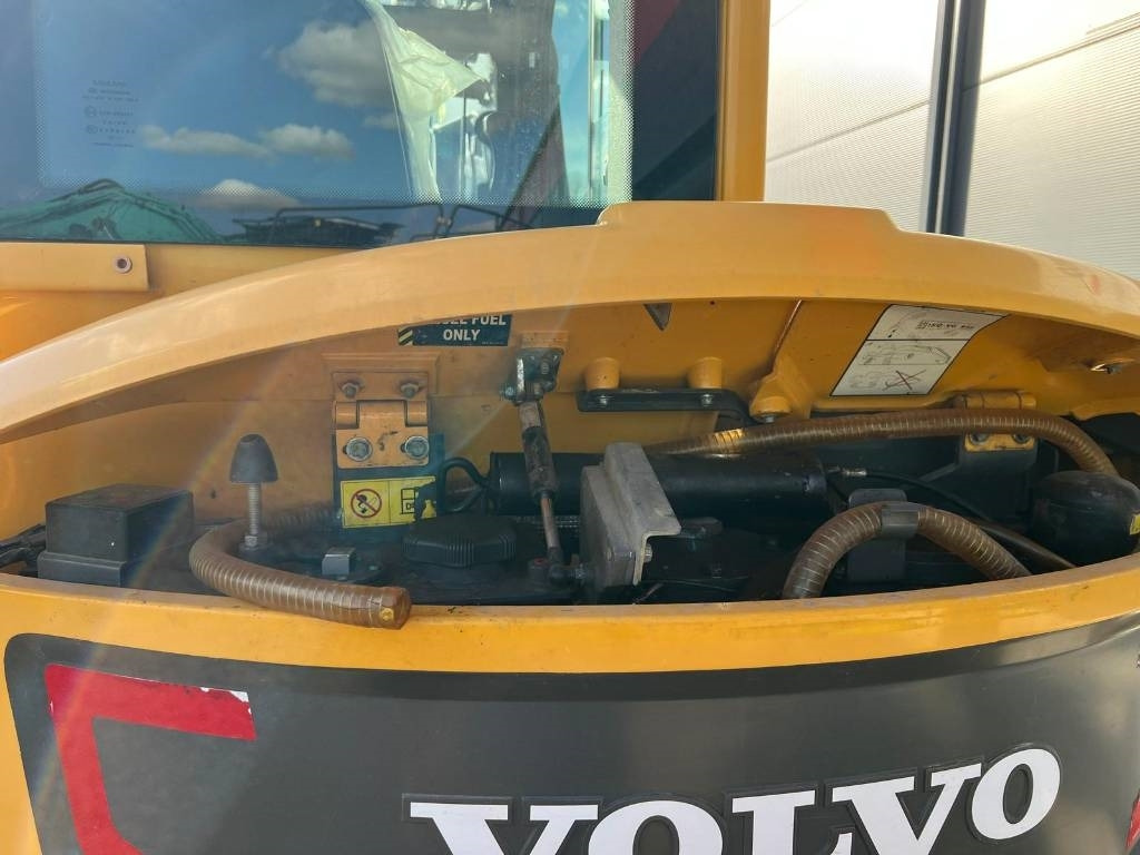 Mini escavadeira Volvo ECR 58 D: foto 10