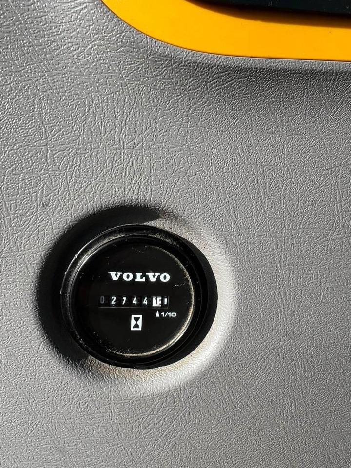 Mini escavadeira Volvo ECR 58 D: foto 15